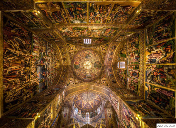 کلیساهای ایران، آمیزه‌ای از هنر معماری ایرانی و مسیحی